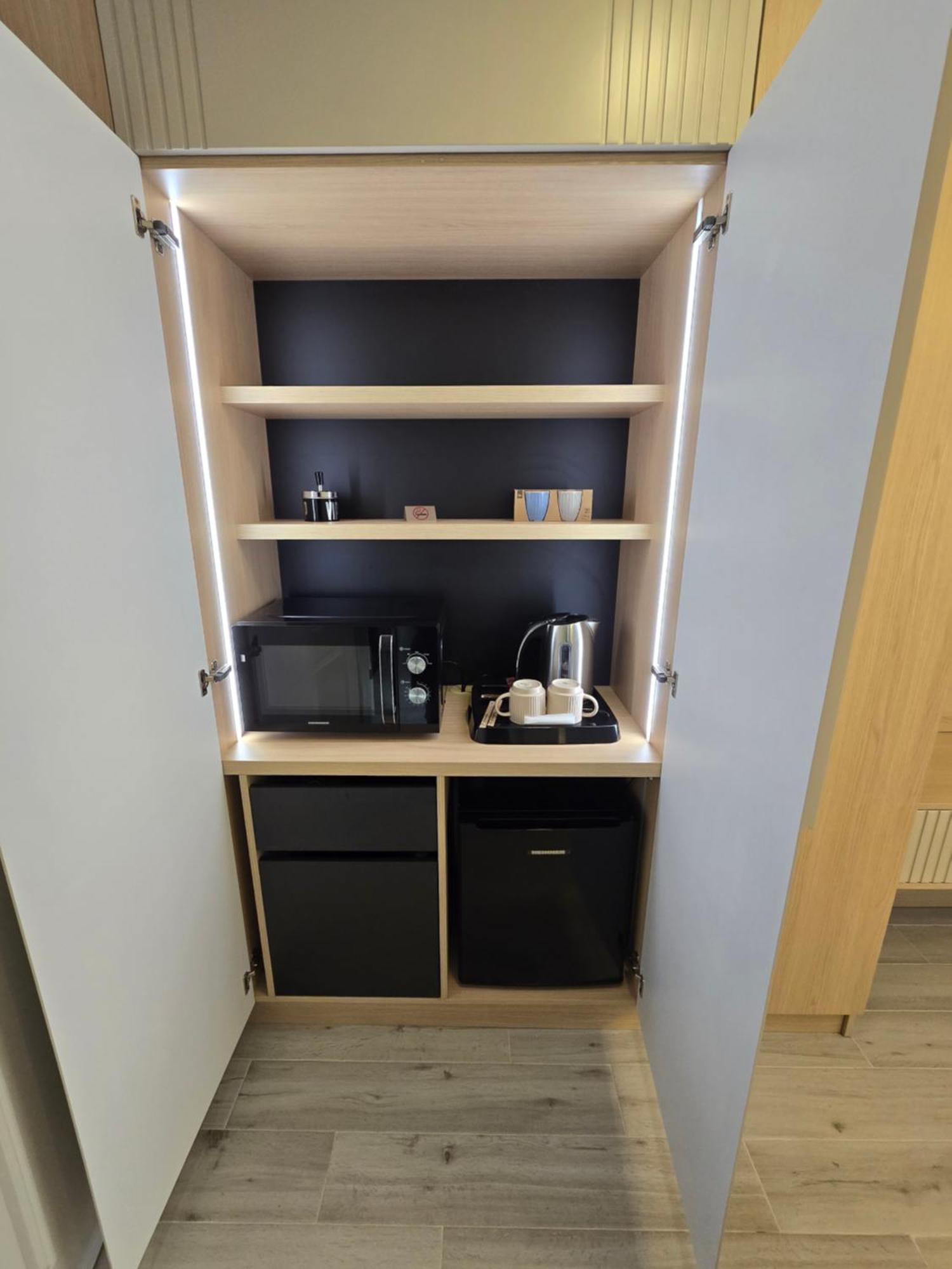 Monarc Boutique Aparthotel - Self Check-In Visan Exterior photo
